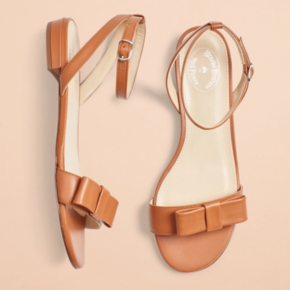 Brooks Brothers Tan Sandals with Bow Detail